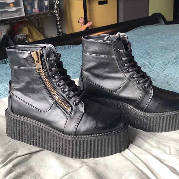 Creeper Platform Ankle Boot 